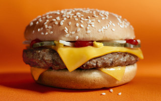 Hamburger cheese ketchup bite sesame - a bite free wallpaper