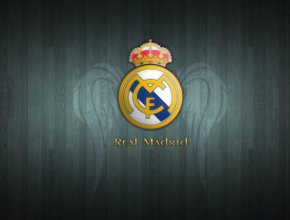 Real madrid logo green background 3 - a crown free wallpaper
