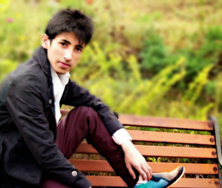 Man bench park fashion blurry - his knee free wallpaper