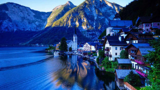 Scenic town lake mountains boat - scenic free wallpaper