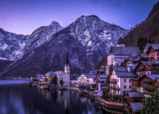 Town church lake mountains background - a town free wallpaper