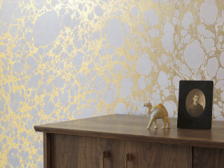 Small dog figurine wooden dresser - a picture frame free wallpaper