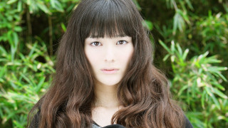 Woman long hair bangs bush - ayako rokkaku free wallpaper