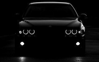 Car dark spot lights glowing - the headlight free wallpaper