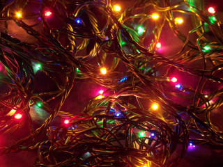 Lights table room black background - a table together free wallpaper