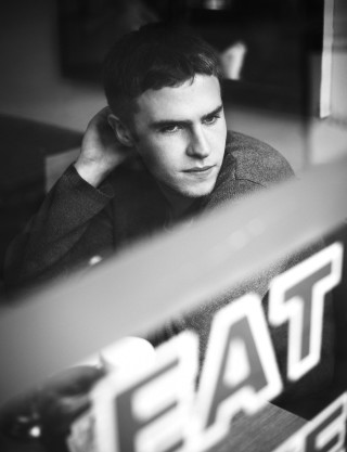 Man sitting computer monitor reflection - free vintage wallpaper