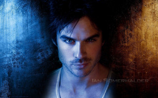 Man necklace posing picture blue - a necklace free wallpaper