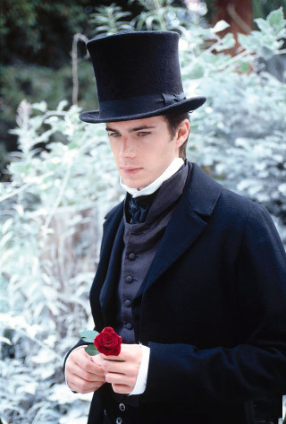 Man top hat coat rose - a serious look free wallpaper