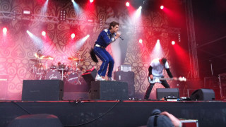 Man stage microphone band person - stage free wallpaper