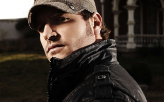 Man hat jacket looking house - bradley walker tomlin free wallpaper