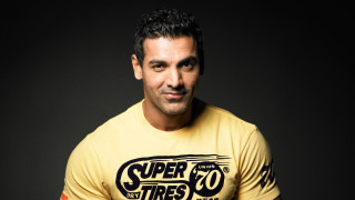 Man yellow shirt black background 2 - him free wallpaper for desktop