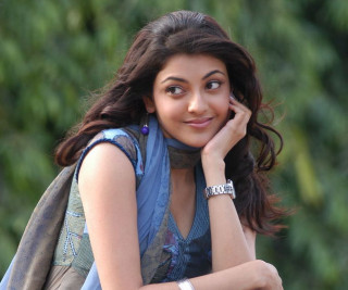 Woman backpack watch smiling camera - still free wallpaper