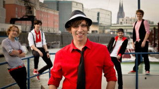 Man tie hat group people - a man free wallpaper