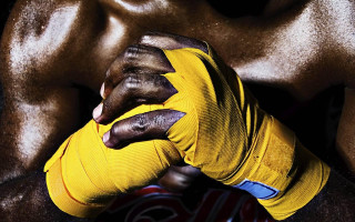 Man yellow glove red white - david lachapelle free wallpaper