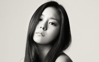 Woman longhair blackandwhite portrait simple - choi buk free wallpaper for desktop