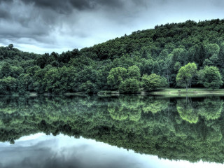 Lake forest cloudy sky hill - reflective free wallpaper