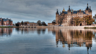 Large building clock tower water 7 - side next free wallpaper