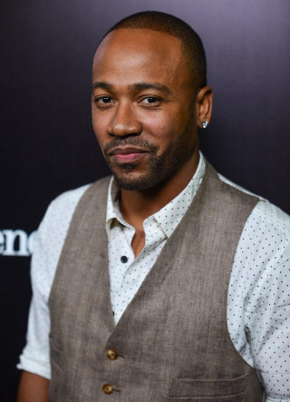 Man vest shirt polka dot - derek hill free wallpaper
