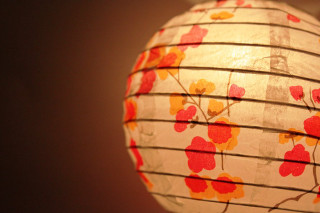 Paper lantern flower pattern hanging - chang daichien free wallpaper