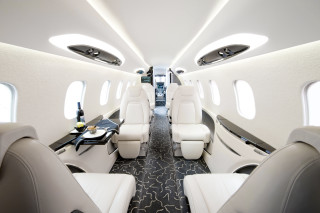 Large airplane seats table wine - a bottle of wine free wallpaper