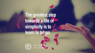 Reaching hand falling paper quote - piece of paper free wallpaper