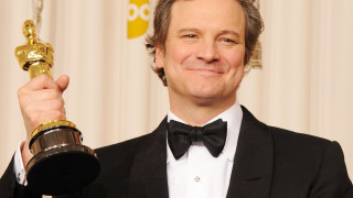 Man tuxedo award smiling camera - andrew bell free wallpaper