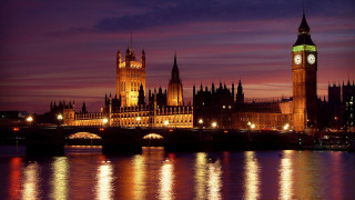 Large building clock tower river 12 - christopher wren free wallpaper