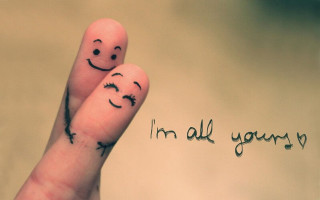 Hand smiley face message thumb - free love wallpaper