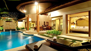 Large pool home covered patio - a large pool free wallpaper