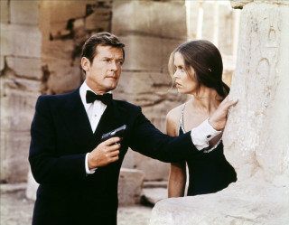 Man tuxedo woman dress pillar - derek hill free wallpaper