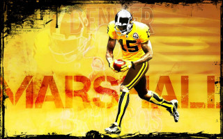 Football player running ball grungy - moss free wallpaper