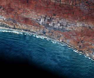 Birds eye view red rock - matte painting free wallpaper