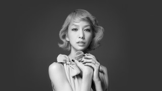 Woman microphone black white photo - a microphone free wallpaper
