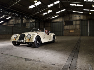 Vintage car garage roof open - a garage free wallpaper