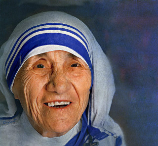 Woman blue white headdress smile - portrait photography free wallpaper