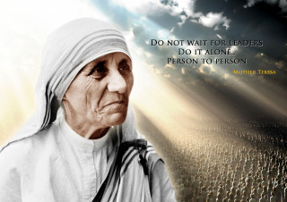 Woman white headdress quote image - inspirational free wallpaper
