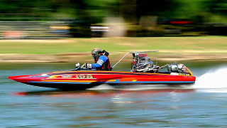 Speed boat lake water person - the water and a person free wallpaper