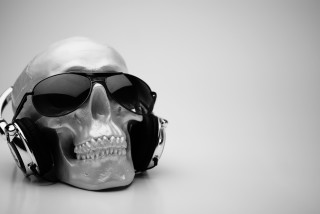 Skull sunglasses headphones sunglasses head - a pair of sunglasses free wallpaper