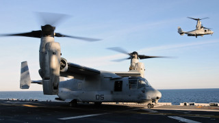 Helicopter ship deck flying landing - a helicopter free wallpaper