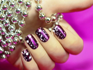 Woman hand purple silver manicure - pointillism free wallpaper
