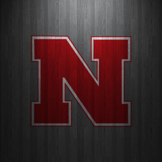Wooden wall letter n red - naturalism free wallpaper