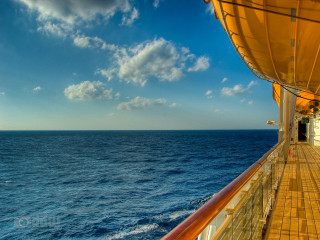 Cruise ship ocean view clouds - a view of the ocean free wallpaper