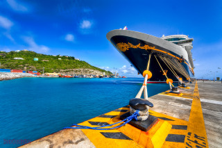 Cruise ship docked life raft - ultra wide angle free wallpaper