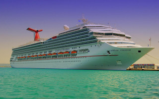 Cruise ship docked pier ocean - photorealistic imagery free wallpaper