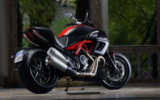 Red black motorcycle building balcony - motorcycle free wallpaper