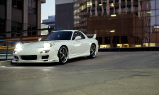 White sports car night cityscape 2 - dreamy free wallpaper