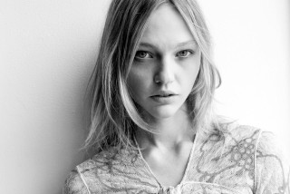 Woman long hair blackwhite portrait - christen dalsgaard free wallpaper