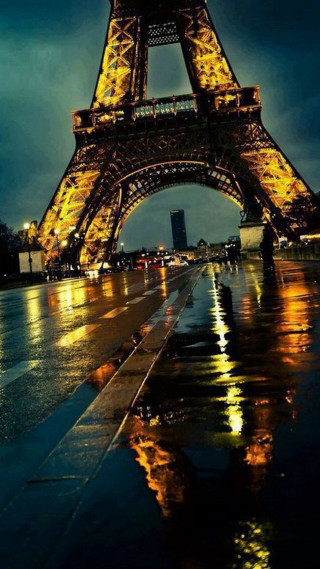 Eiffel tower night lights rain - impressionist free wallpaper