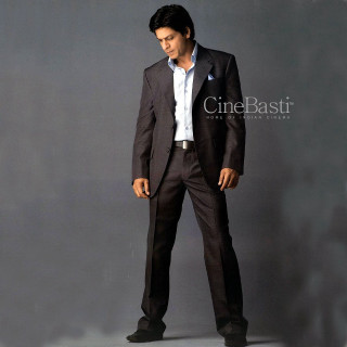 Man suit tie studio photo - bronze free wallpaper