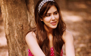 Woman red dress tree woods - movie still frame free wallpaper
